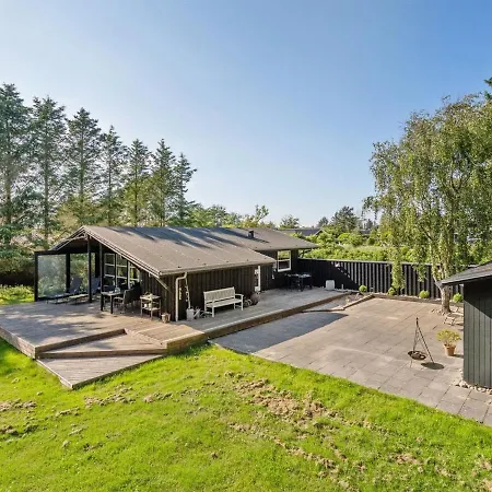 Holiday home Bernadeta - 1-2km From The Sea In Nw Jutland By Interhome