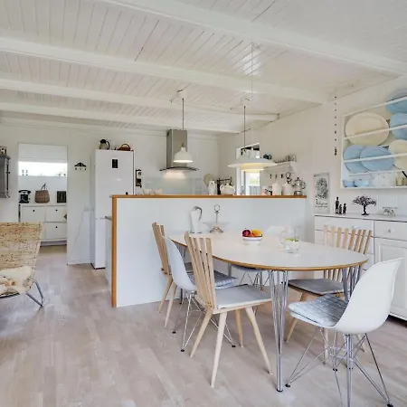 Bernadeta - 1-2km From The Sea In Nw Jutland By Interhome
