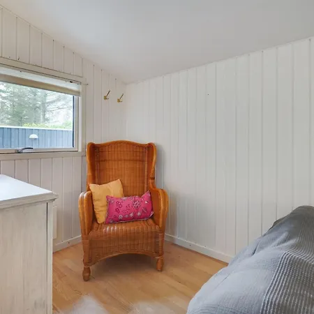 Bernadeta - 1-2km From The Sea By Interhome Feriehus *